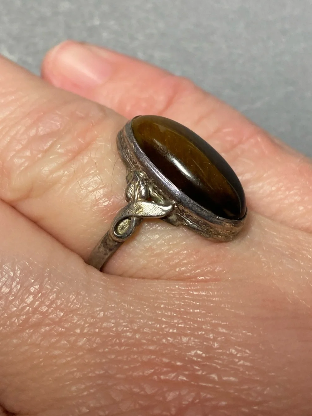 Vintage tigers eye yellow gemstone sterling silver ring size 7